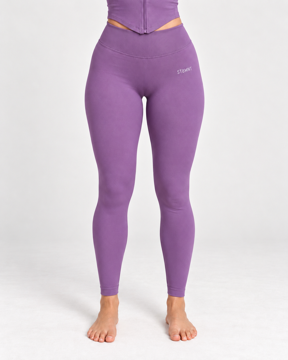 Violet träningsleggings för dam framifrån – ST8MNT#farg_violet