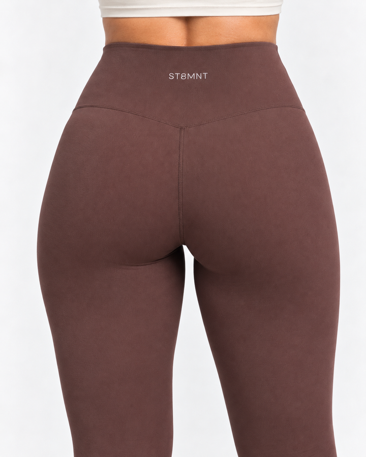 Brun träningsleggings för dam framifrån – ST8MNT
